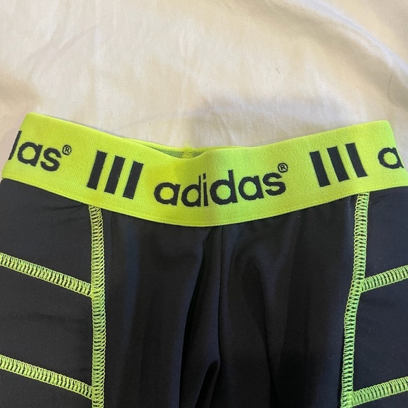 Adidas Climalite Girls Destiny Solid Black Sliding Softball Shorts Sz XS NWT - Picture 3 of 7